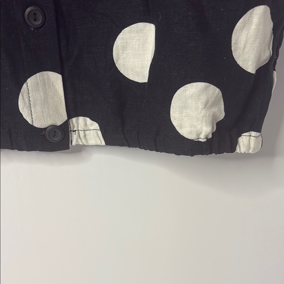 Elegant Black and White Polka Dot Blouse - Picture 5 of 7